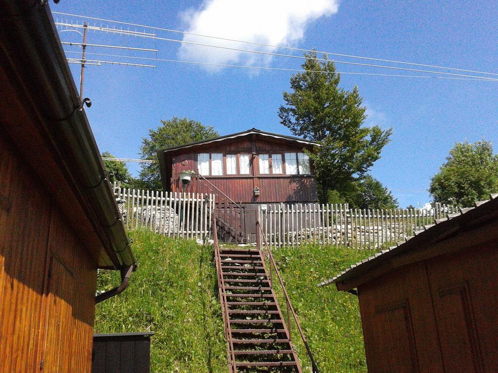 Campeggio Branchetto Hotel Bosco Chiesanuova Exterior photo