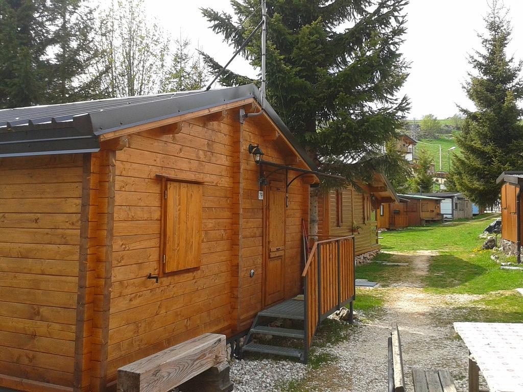 Campeggio Branchetto Hotel Bosco Chiesanuova Exterior photo